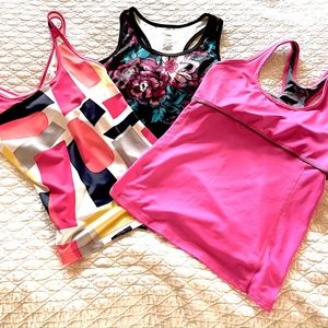 Exersize tops in Large.